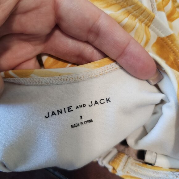Janie & Jack Floral Tropical Yellow Ruffle Open Back One Piece Swimsuit 2T/3T - Picture 4 of 6